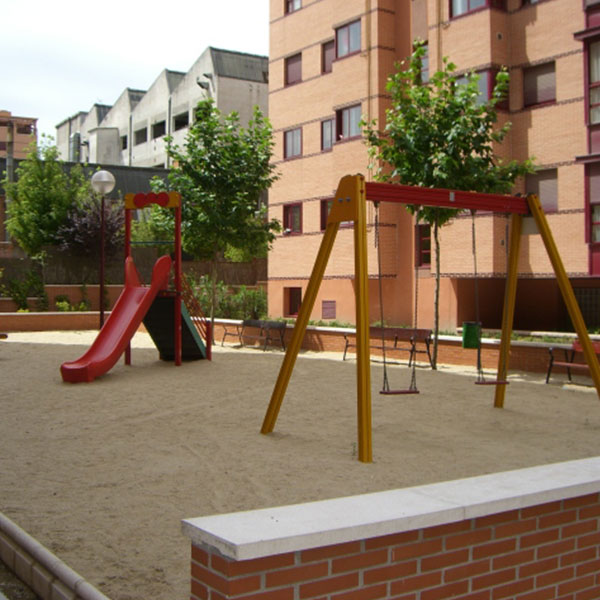 Zonas comunes jardín torre Suanzes